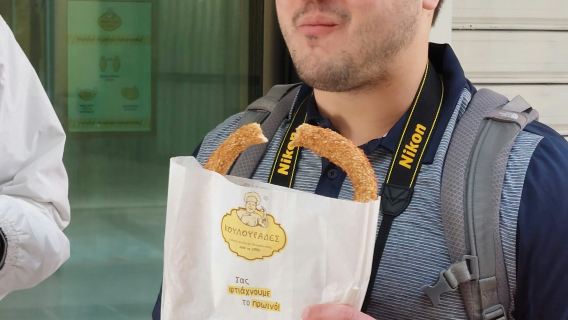 Athens: Small-Group Street Food Tour with 7 Tastings