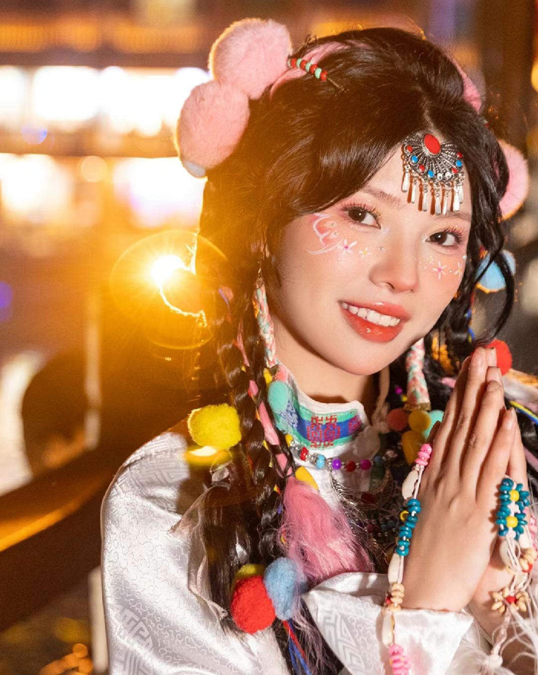 Trip Moments de Lüliang[Conductor y guía + Trip Moments + maquillaje y vestuario + itinerario personalizado + videoclip aéreo + todas las fotos incluidas + sin límite de personas]