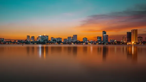 Recorrido matutino en jeep por Hanói (salida temprana)