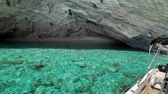 Zakynthos: Laganas Bucht, Myzithres & Schildkröten Speedboot-Tour