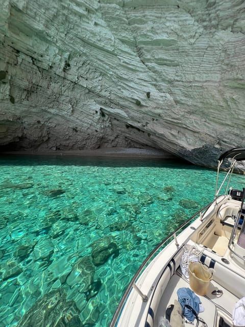 Zakynthos: Laganas Bay, Myzithres & Turtles Speedboat Tour