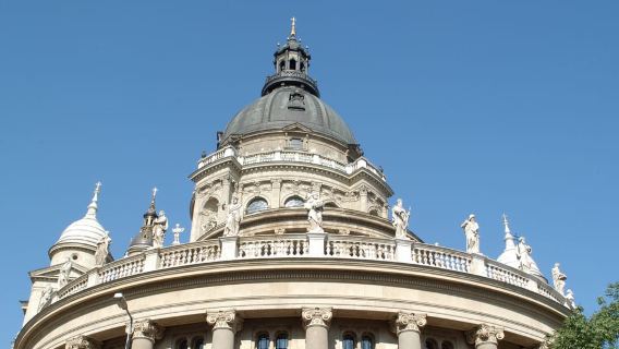 Budapest: Konser Musik Klasik di Basilika Santo Stefanus