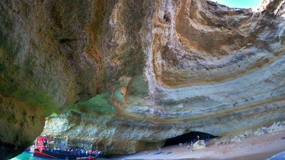 From Portimão: 2-Hour Catamaran Tour to Benagil Caves