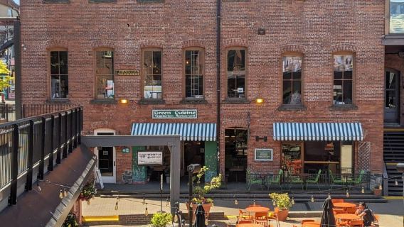 Victoria: Tur Kuliner Pecinan dan Kota Tua dengan Pencicipan