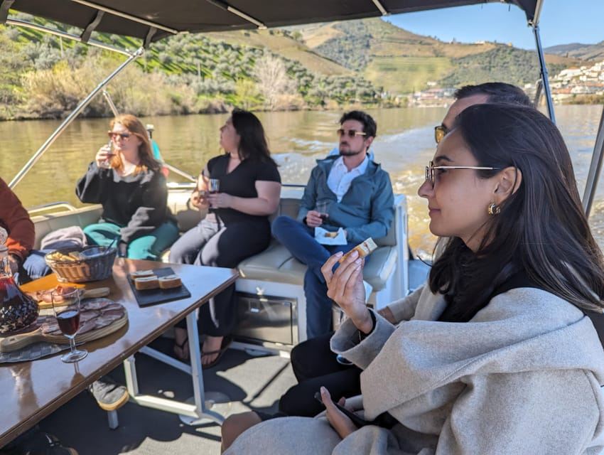 From Porto: Tastings at 2 Wineries, Chef's Lunch & Boat Tour