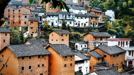 安徽黃山包車一天遊9小時快速打卡/新安江山水庫+陽產土樓