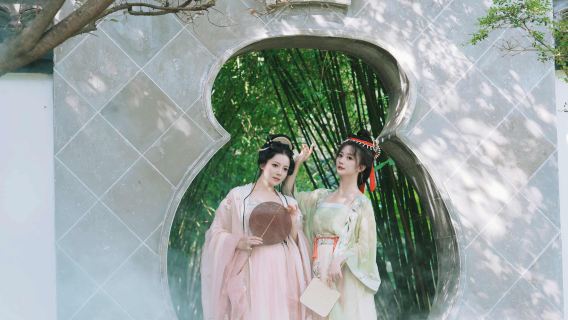Meishan travel photo shoot[Photographer, guide, and travel photo shoot + aerial microfilm, makeup and costumes, customized itinerary, all photos included.]