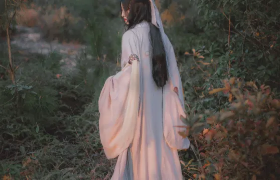 大石橋旅拍【橋蟠龍山公園/金牛山迷鎮山航拍約拍跟拍多語言翻譯本地攝影師】