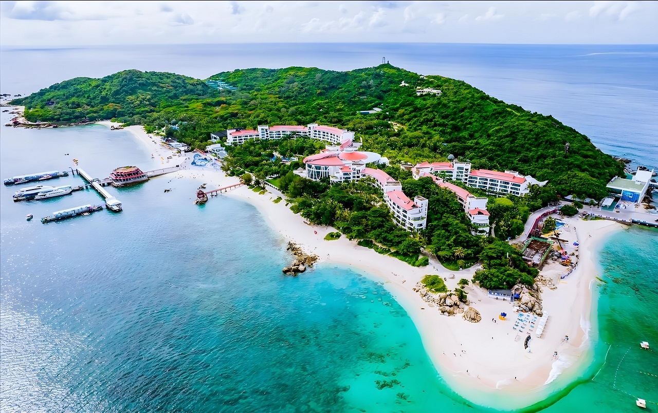 Hainan: Perjalanan Satu Hari ke Lembah Pinang dan Pulau Wuzhizhou