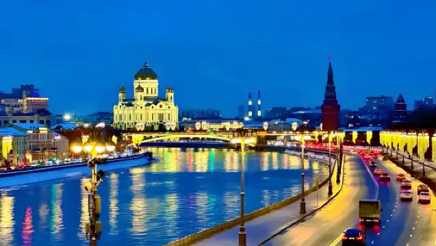 Россия|Москва и Санкт-Петербург: пешеходная экскурсия с местным гидом|двуязычный китайско-русский