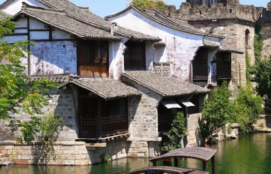 浙江嘉興博物館+鹽官旅遊度假區+月河歷史街區一日遊中英文服務