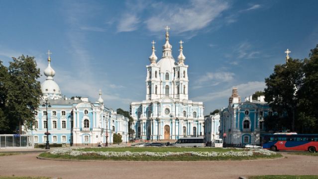 Peterhof Palace + SMOLNY Historical and Memorial Museum + Palace Square + Winter Palace Bridge + Savior on the Spilled Blood