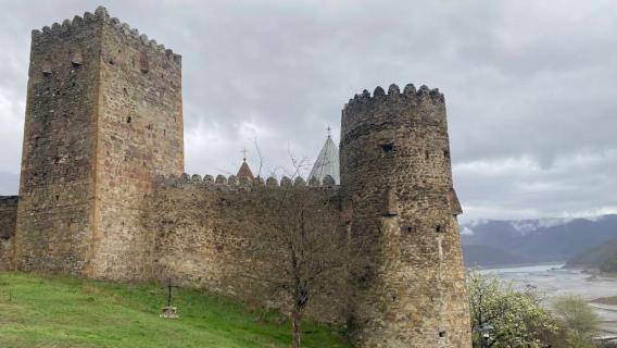 第比利斯-阿娜努日要塞+古多里觀景台一日遊