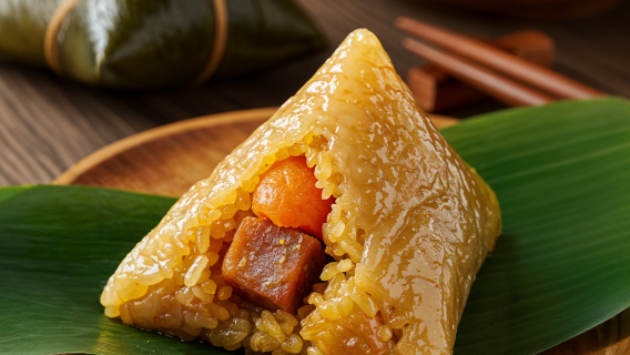  [Up to 47% Off] Lubuds Choice | Rice Dumpling with Salted Pork and Salted Egg Yolk / Rice Dumpling with Salted Pork, Salted Egg Yolk and XO Sauce / Rice Dumpling with Red Dates Paste / Or Tea Truffle Black Tea / Or Tea Muscat Sencha Green Tea / Pick up only