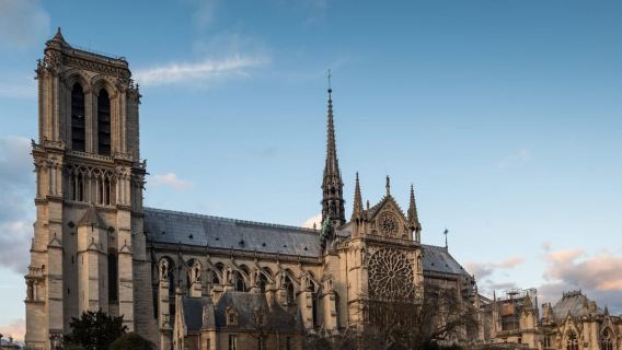 Paris: Sainte-Chapelle Entry with Notre Dame Outdoor Tour