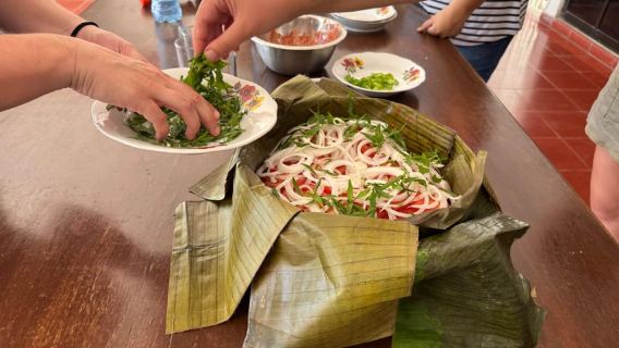 Mérida: Flavors of Yucatan Cooking Class & Market Tour