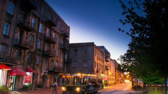Savannah: Ghosts and Gravestones Tour