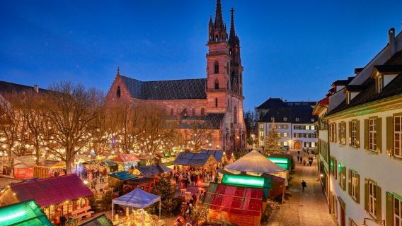 From Zurich: Zurich & Lucerne Christmas Markets Private Tour