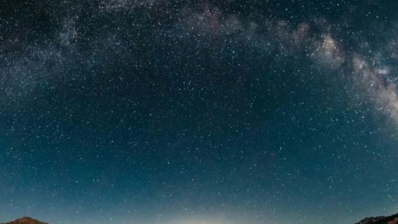 Death Valley National Park: Guided Sunset Tour from Las Vegas with Stargazing