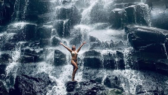 Tour privado por las cascadas de Ubud, el templo del agua y las terrazas de arroz