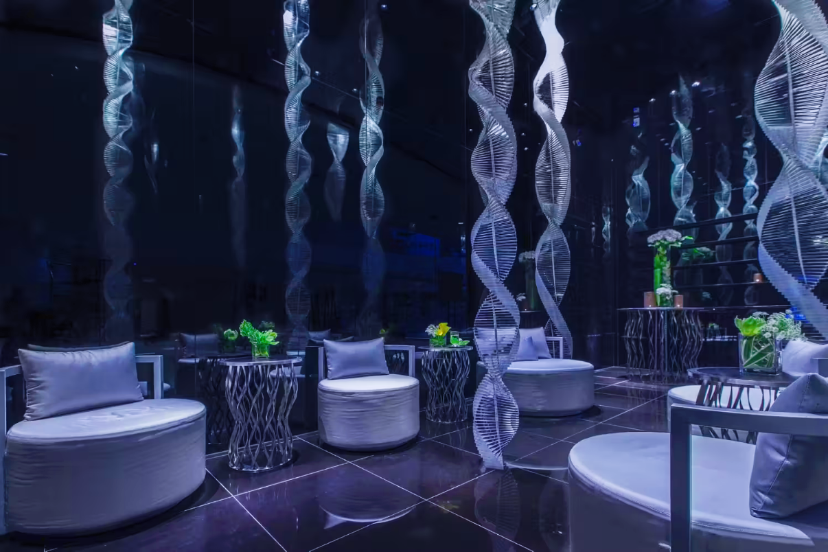 Divana DII WELLNESS MED SPA Luxury Spa (Erawan Shrine Branch) [5-Star Reputation Light Luxury Spa]