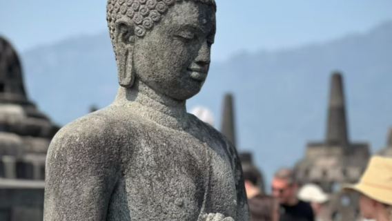 Excursion d'une journée au temple de Borobudur et à Prambanan à Yogyakarta [Billet d'entrée inclus, transfert aller Aller-retour avec chauffeur anglophone]
