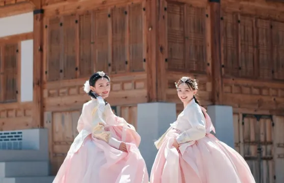 首爾景福宮韓服租借體驗-宮女狐