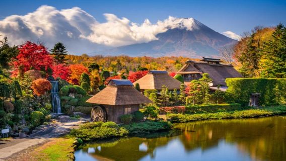 perjalanan satu hari ke Stasiun Kelima Gunung Fuji, Oshino Hakkai, dan Gotemba Outlets dari Tokyo, Jepang