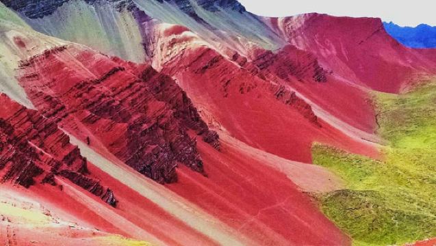 쿠스코: 레인보우 마운틴과 레드 밸리 당일 여행 (식사 포함)