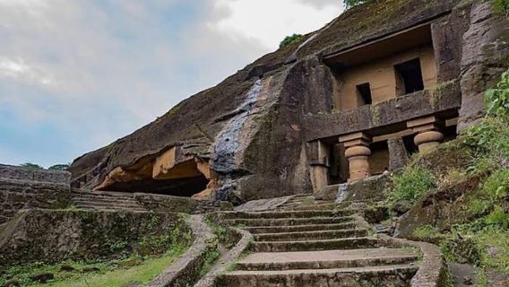 Kanheri Caves Tour and Lion & Tiger Safari