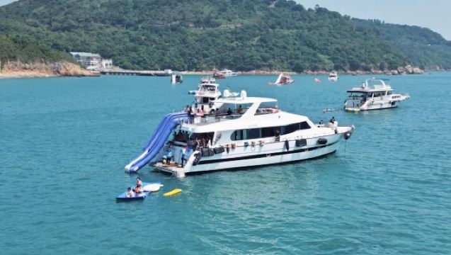 【香港遊艇包船】80呎西式高端遊艇包船夜遊維港欣賞維港夜景/香港遊艇出海海釣商務接待朋友聚會大型聚會