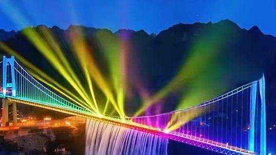 花江大橋網紅打卡包車一日遊｜專屬司機【私人導覽＋上門接駁】