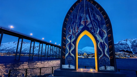 挪威特羅姆瑟出發：極地博物館+纜車觀景台+大教堂+湖區一日遊