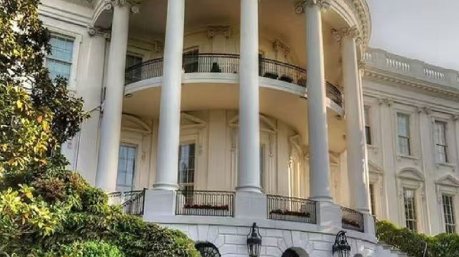 五角大樓+美國國會大廈+白宮+林肯紀念堂+越戰紀念碑包車一日遊