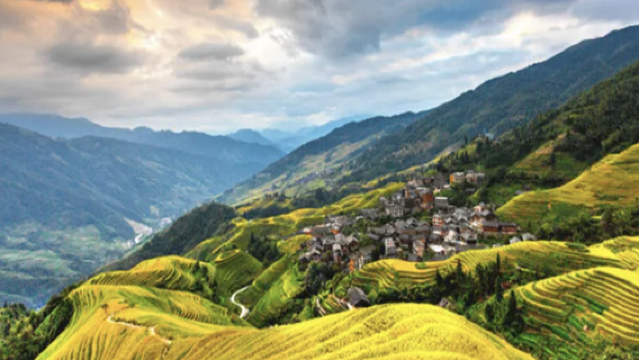 從桂林出發：龍脊梯田+黃洛紅瑤寨包車一日遊