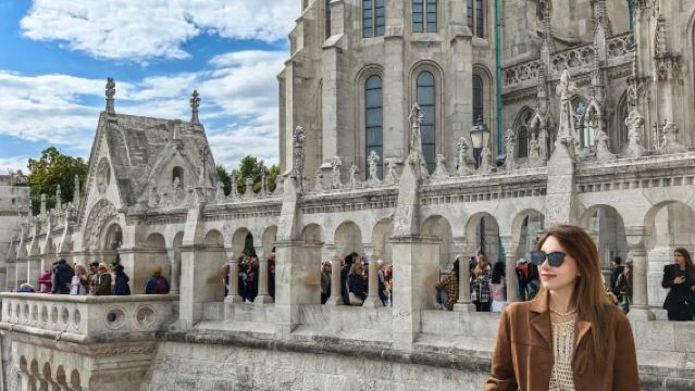 匈牙利布達佩斯來回周邊-多瑙河灣全景網紅經典景點-包車-精選