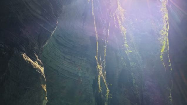 恩施屏山峽谷一日遊，常規大團+含導遊+船票+景交