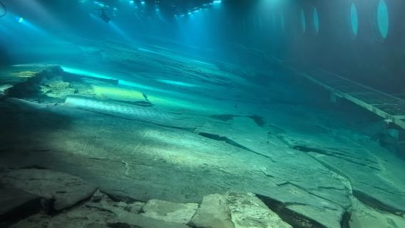 Underwater Spektakel & NuclearDaytour | 816 Projekt & Baiheliang Underwater Museum