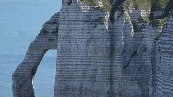 Voyage en groupe en anglais | Paris Aller-retour | Étretat Falaise d'Aval & Honfleur Bus Excursion d'une journée