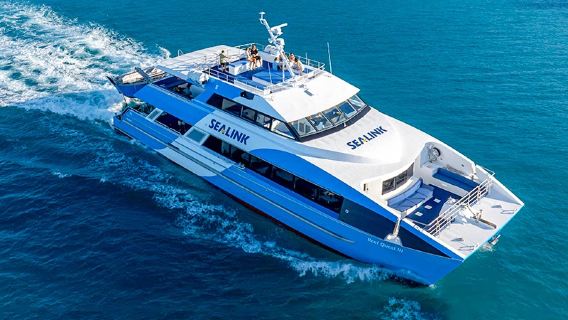 Australia: Jednodniowa wycieczka na Whitehaven Beach z Sealink na Wyspach Whitsunday - z posiłkami + transferem z hotelu
