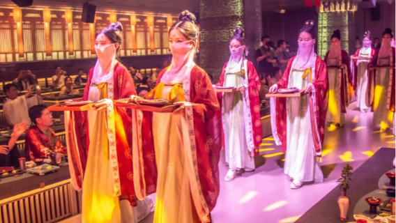 Suzhou Wugong Imperial Banquet experience | royal delicacies + exquisite dance + ancient costume/makeup (optional) + interactive games