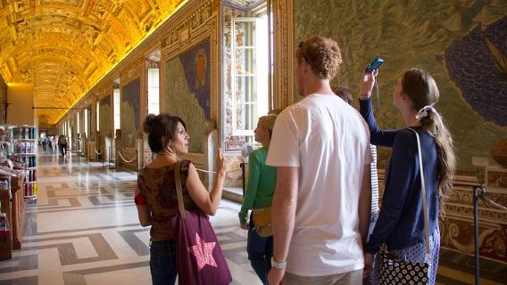 Rome: Complete Early Morning Vatican Tour | Small Group