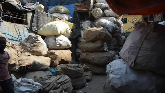 Dharavi slum tour in Mumbai by Female tour guides of the slum