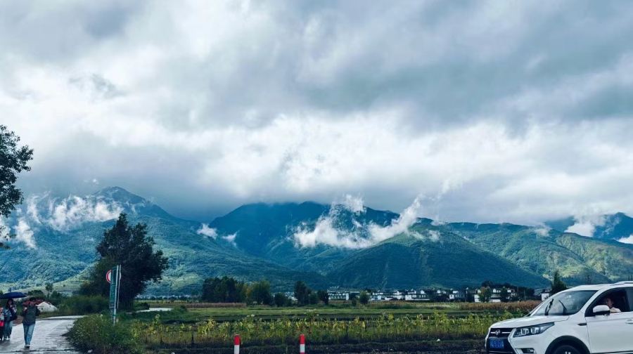 麗江玉龍雪山景區：犛牛坪+藍月谷一日遊（贈：簡餐）