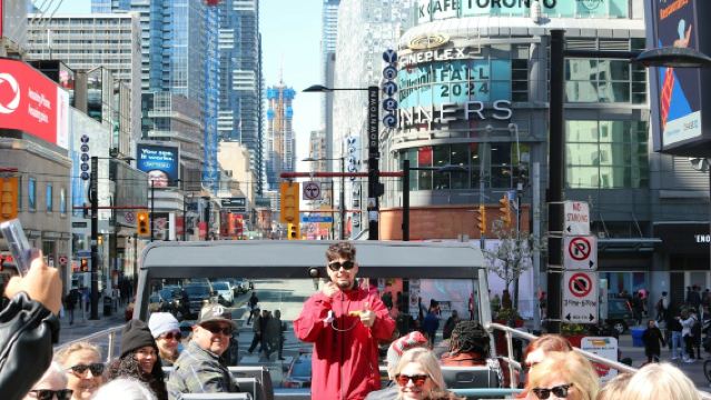 Toronto: Hop-on-Hop-off-Bus-Tour mit Hafenrundfahrt