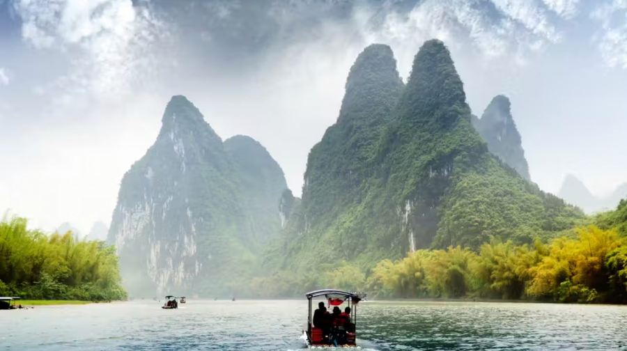 廣西桂林，桂林山水甲天下|象鼻山+漓江設施+遇龍河