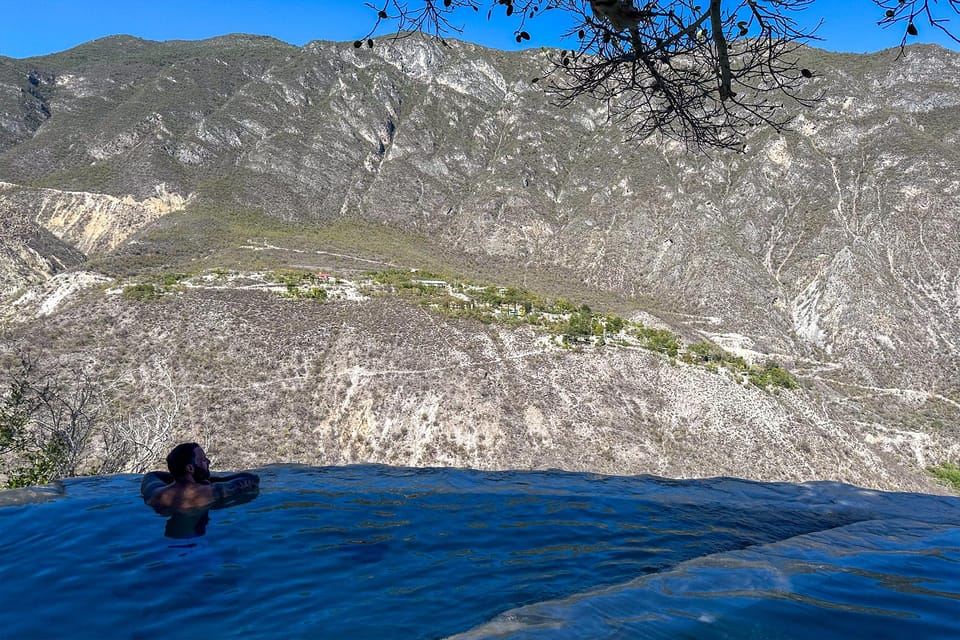 From Mexico City: Tolantongo Hot Springs Day Trip with Guide