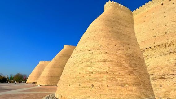 Uzbekistan Bukhara Polohazi Mosque and Minari Minaret 1-day tour