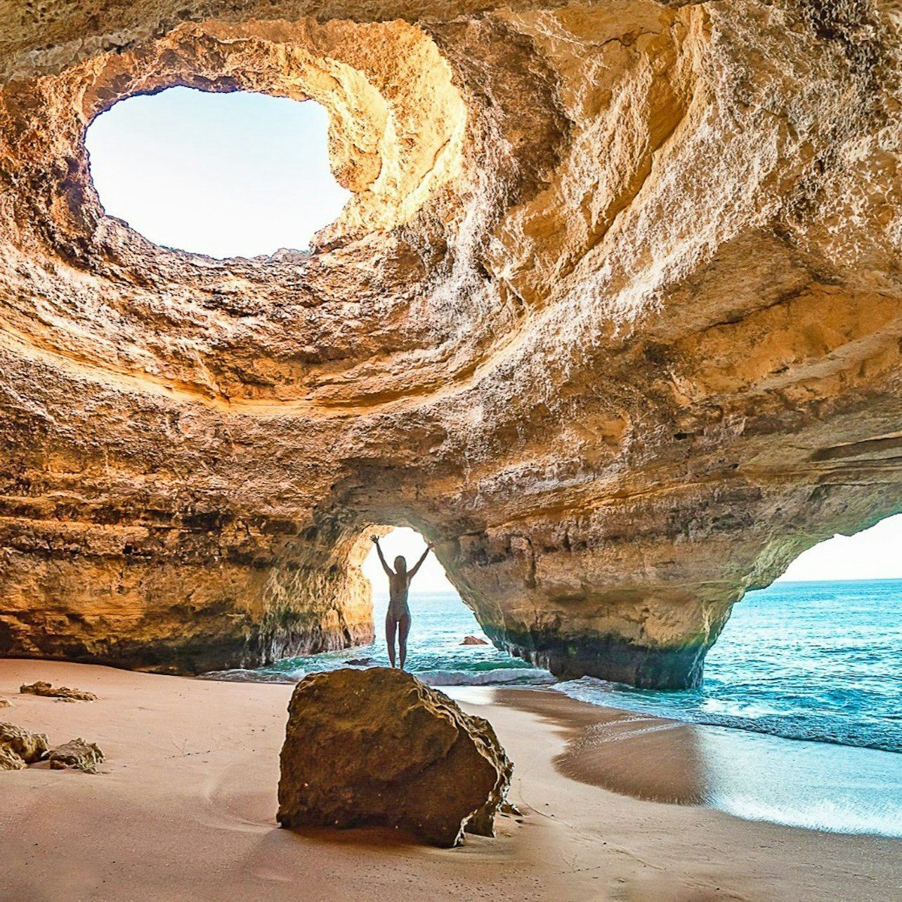 Benagil Caves: Sunrise Boat Tour from Portimão