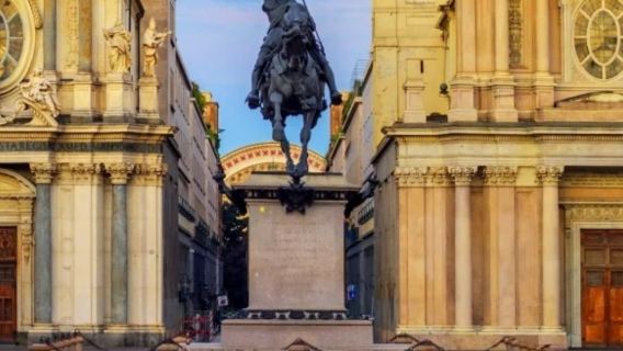 意大利都靈-祖雲達斯-瓦倫蒂諾城堡-瓦倫蒂諾公園包車-精選